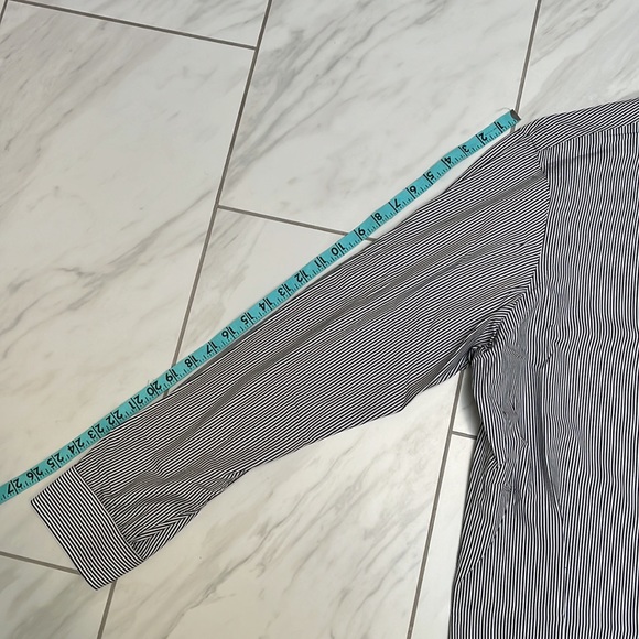 Ralph Lauren Black & White Pin stripe button down - Picture 6 of 9